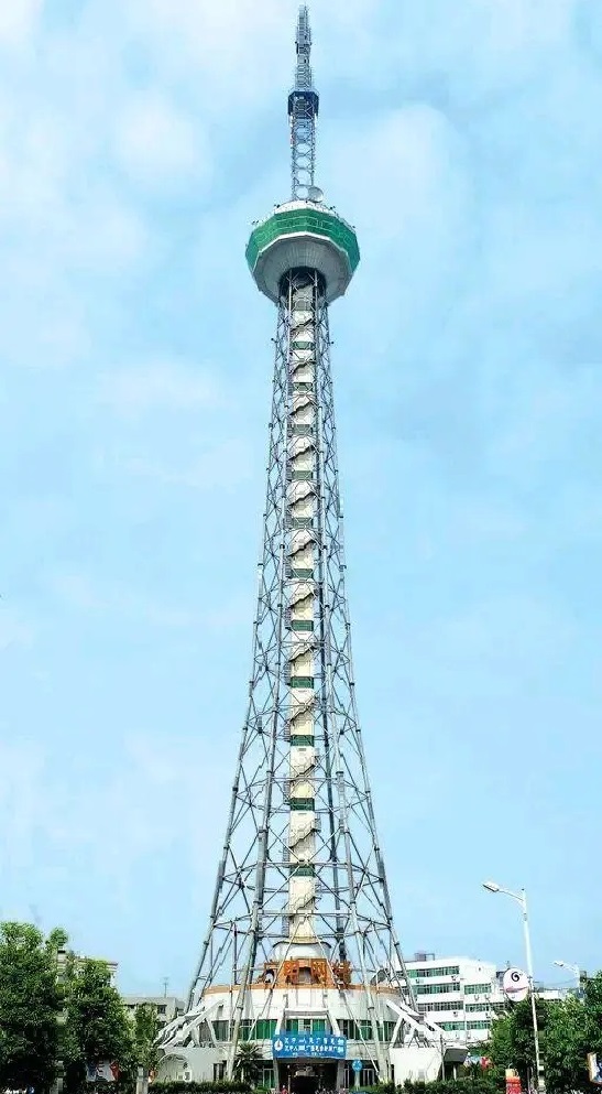 通信鐵塔拆除的安全措施與環保要求